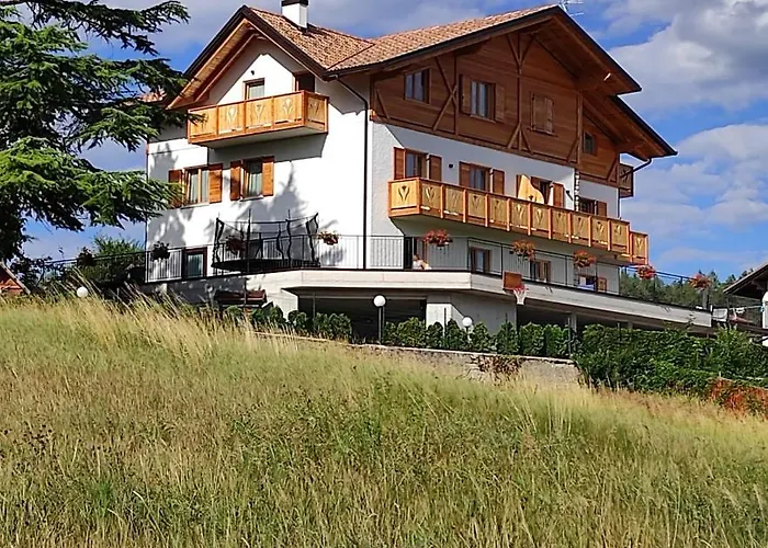 Agritur Rizzi Di Inama Ugo